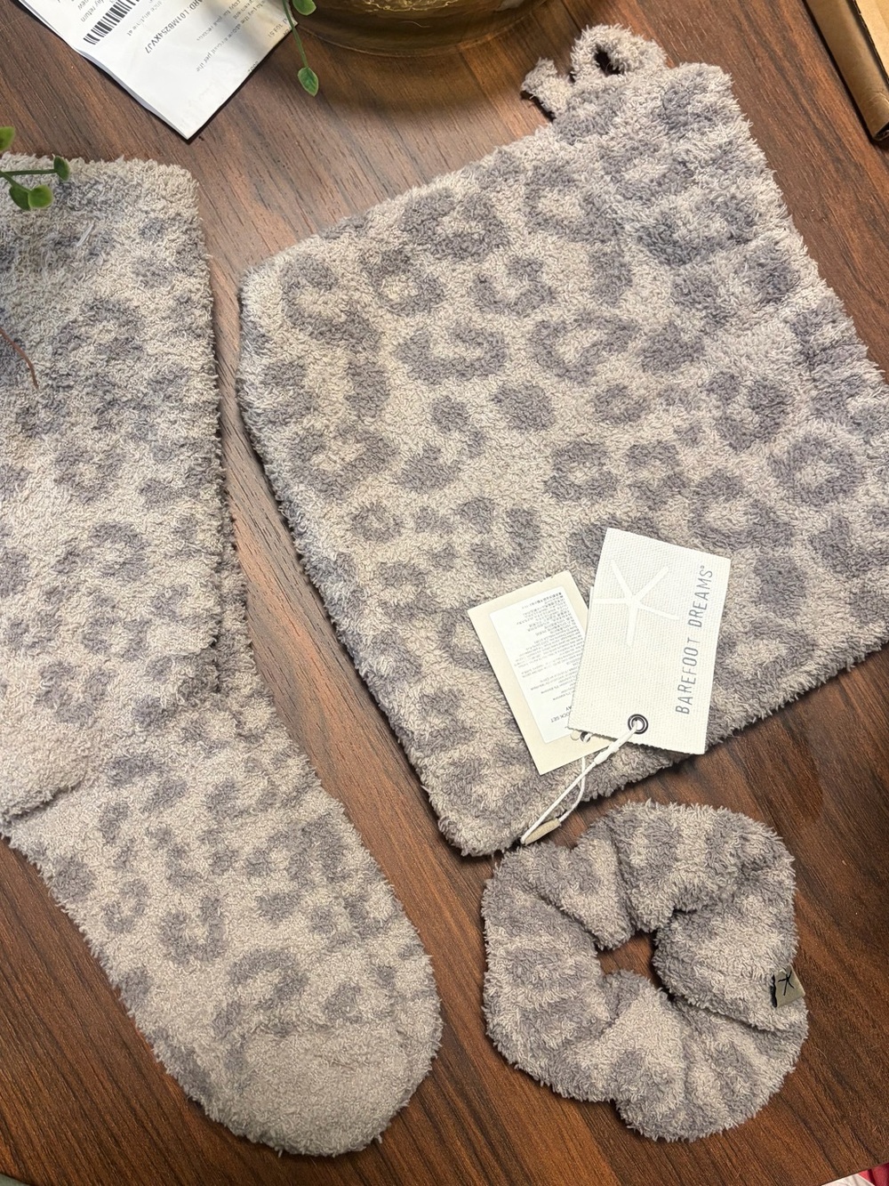 Barefoot Dreams Cream and Gray Leopard Plush Accent Set